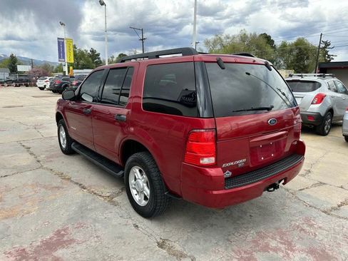 Used 2005 Ford Explorer XLT image 5