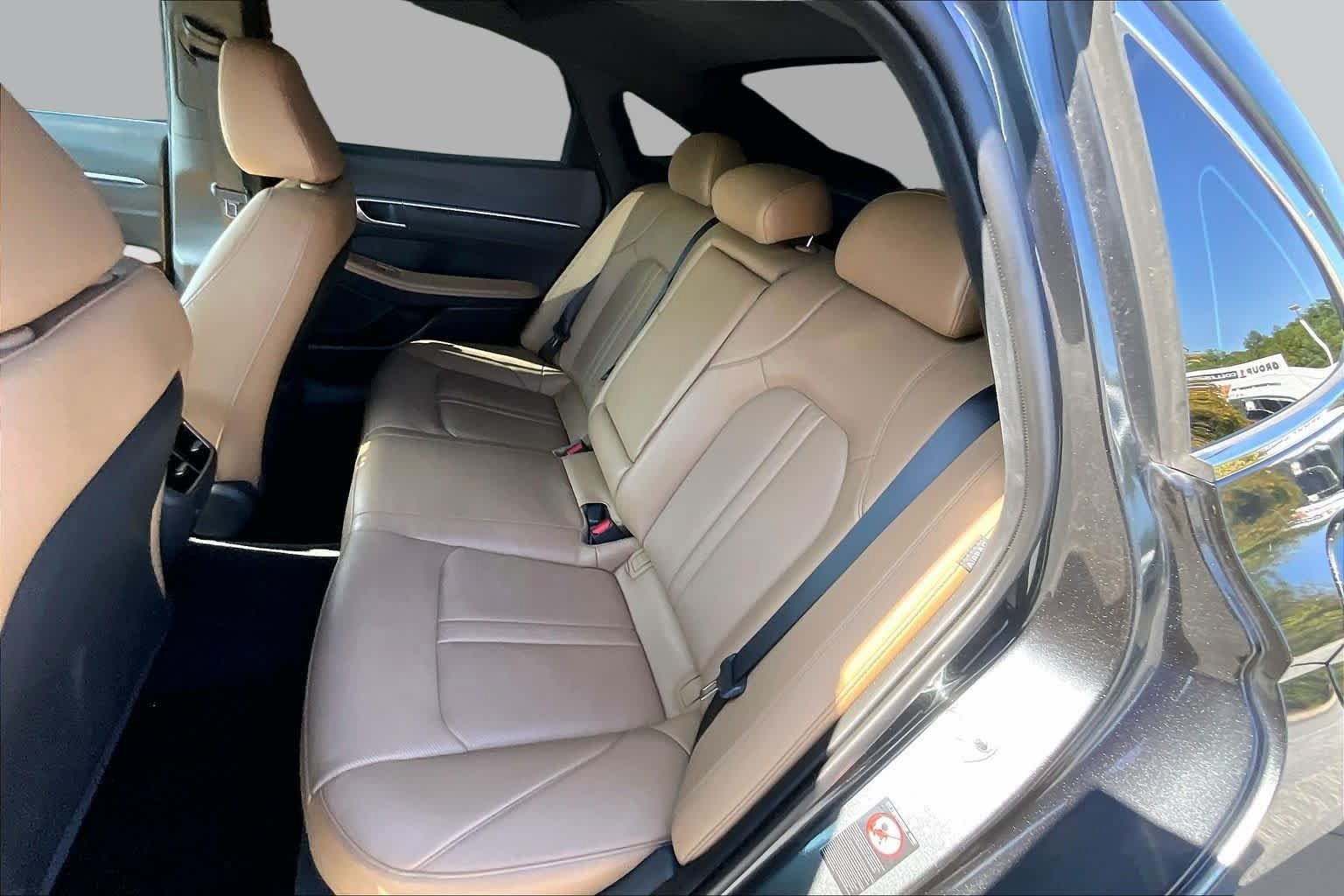 Used 2022 Hyundai Sonata Limited FWD image 19