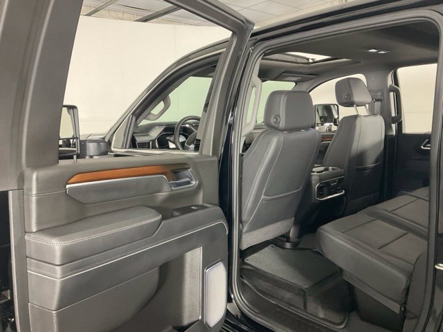 Used 2025 GMC Sierra 2500 Denali w/ Denali Reserve Package AWD/4WD image 33