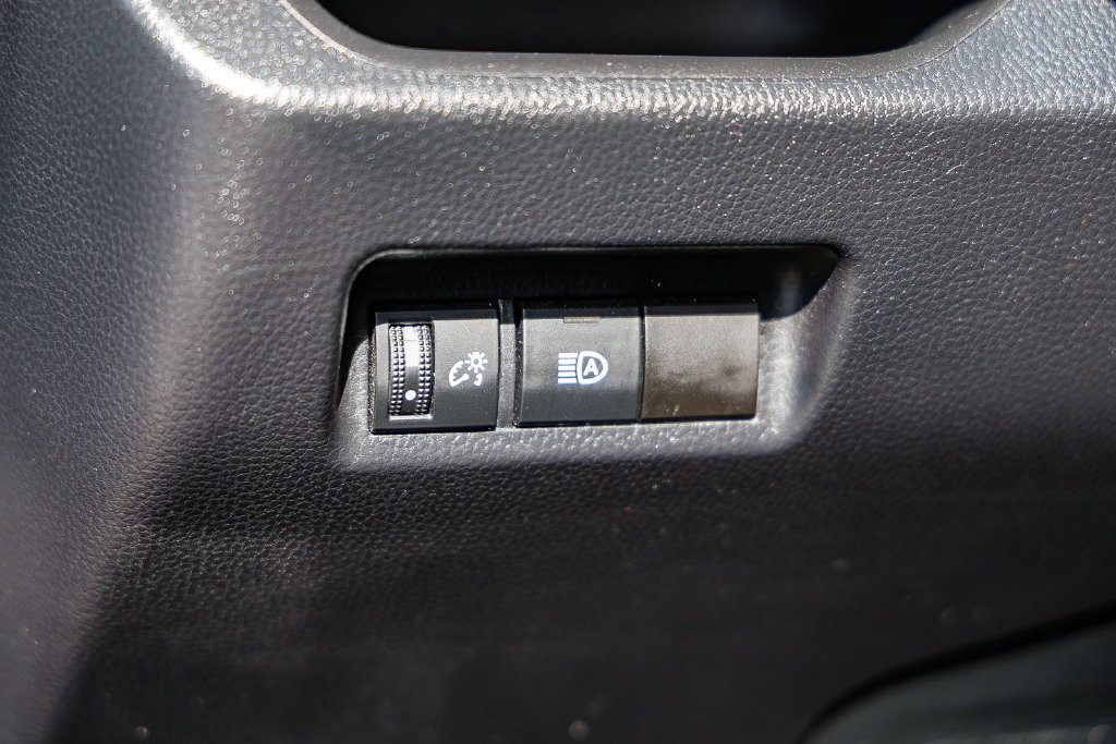 Used 2022 Toyota RAV4 XLE AWD/4WD image 43