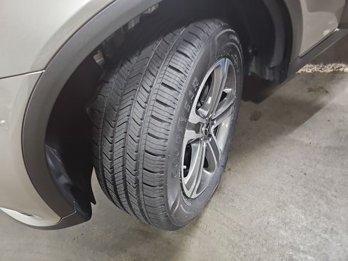 Used 2019 Mercedes-Benz GLC 300 4MATIC image 33