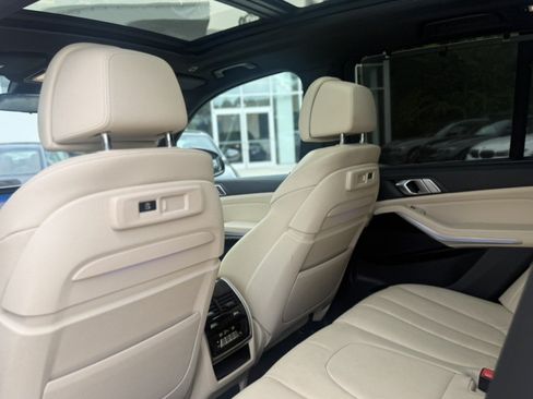 Used 2020 BMW X5 xDrive40i w/ Executive Package AWD/4WD image 15
