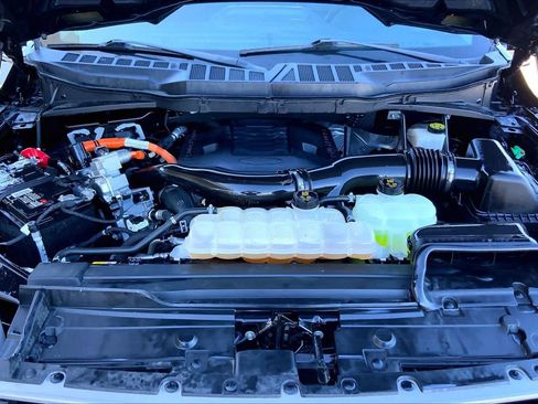 Used 2022 Ford F150 Lariat image 30