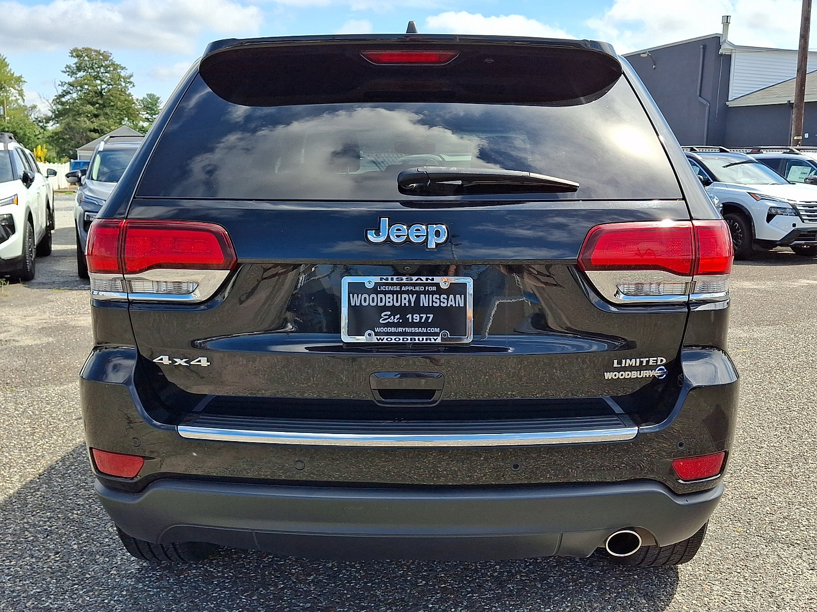 Used 2020 Jeep Grand Cherokee Limited AWD/4WD image 4