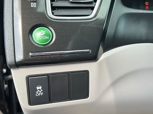 Used 2013 Honda Civic LX image 24
