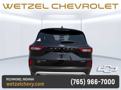 Used 2023 Ford Escape Active AWD/4WD image 6