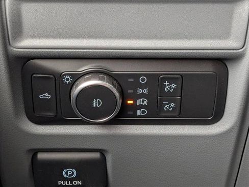 Used 2021 Ford F150 XLT image 13