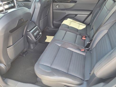 New 2025 Lincoln Nautilus Reserve w/ Jet Appearance Package image 8