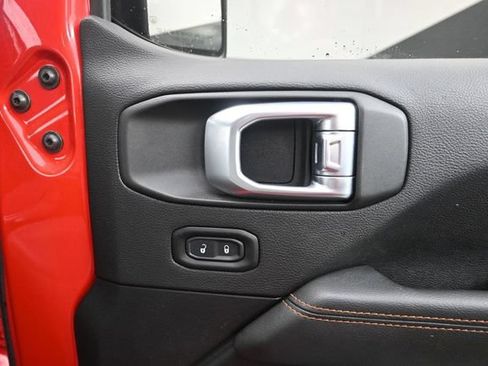 Used 2021 Jeep Gladiator Mojave AWD/4WD image 39