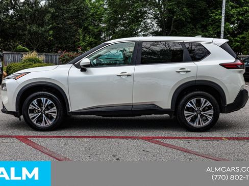 Used 2023 Nissan Rogue SV FWD image 9