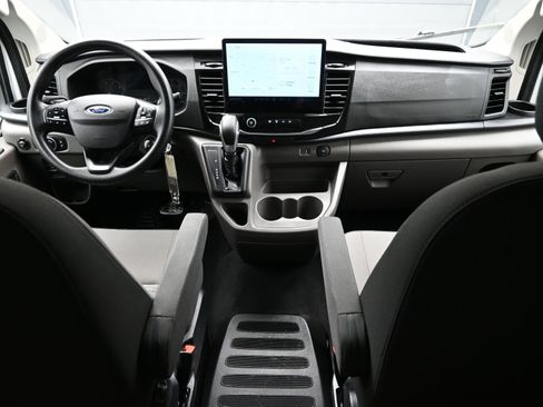 Used 2023 Ford Transit 350 XLT image 13