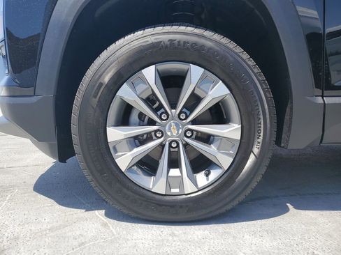 New 2026 Chevrolet Equinox LT w/ Convenience Package II FWD image 7