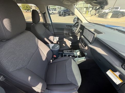 New 2025 Ford Maverick XL image 12
