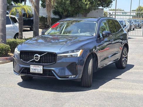 Certified 2024 Volvo XC60 B5 Plus AWD/4WD image 3