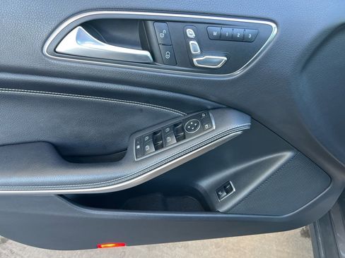 Used 2019 Mercedes-Benz GLA 250 4MATIC image 20