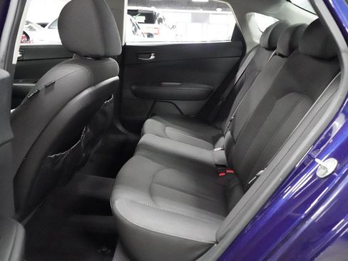 Used 2017 Kia Optima LX FWD image 22