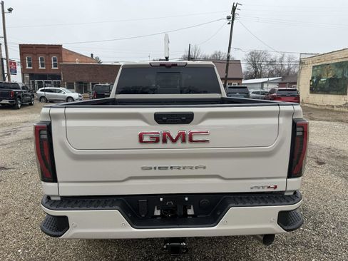 New 2026 GMC Sierra 2500 AT4 image 4