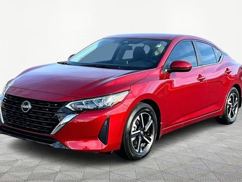 Used 2024 Nissan Sentra SV image 3