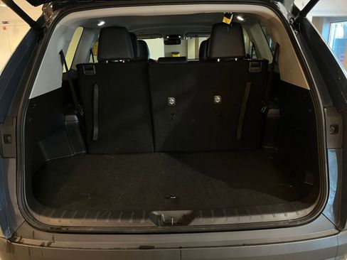 Used 2025 Toyota Grand Highlander FWD image 33