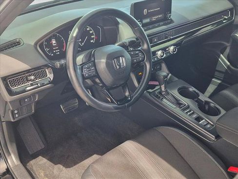 Used 2023 Honda Civic Sport image 10