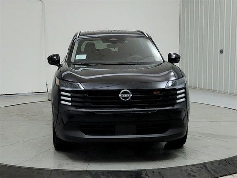 New 2025 Nissan Kicks SR image 2