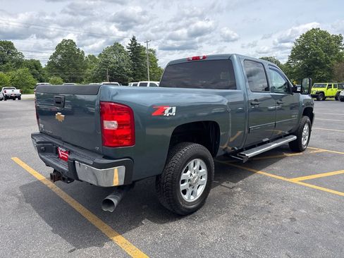 Used 2011 Chevrolet Silverado 3500 LT w/ Interior Plus Package AWD/4WD image 6