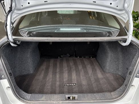 Used 2025 Nissan Versa SV w/ Trunk Package FWD image 30