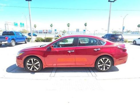 Used 2018 Nissan Altima 2.5 SR image 8