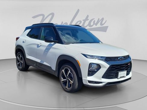 Used 2023 Chevrolet TrailBlazer RS AWD/4WD image 3