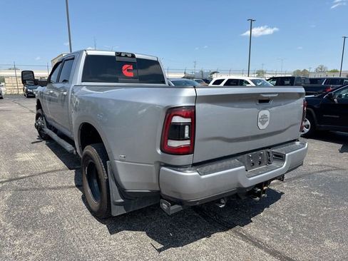 Used 2024 RAM 3500 Big Horn w/ Night Edition AWD/4WD image 3