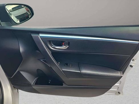 Used 2015 Toyota Corolla S FWD image 25