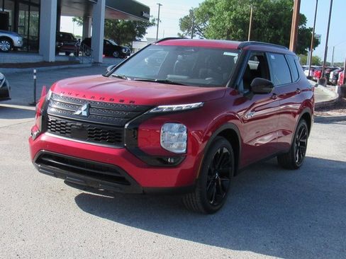 New 2025 Mitsubishi Outlander SEL Black Edition image 6