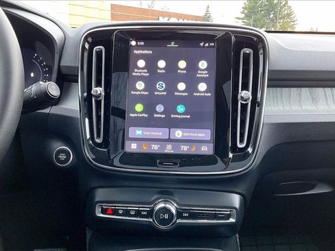 Certified 2026 Volvo XC40 B5 Plus w/ Protection Package Premier image 14