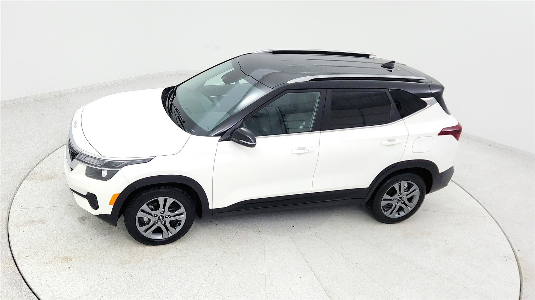Used 2023 Kia Seltos S FWD image 33