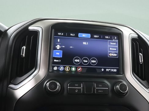 Used 2019 Chevrolet Silverado 1500 LT Trail Boss AWD/4WD image 11