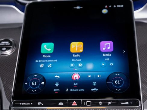 New 2026 Mercedes-Benz GLC 300 image 15