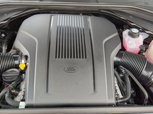 New 2025 Land Rover Range Rover Sport Dynamic SE image 15