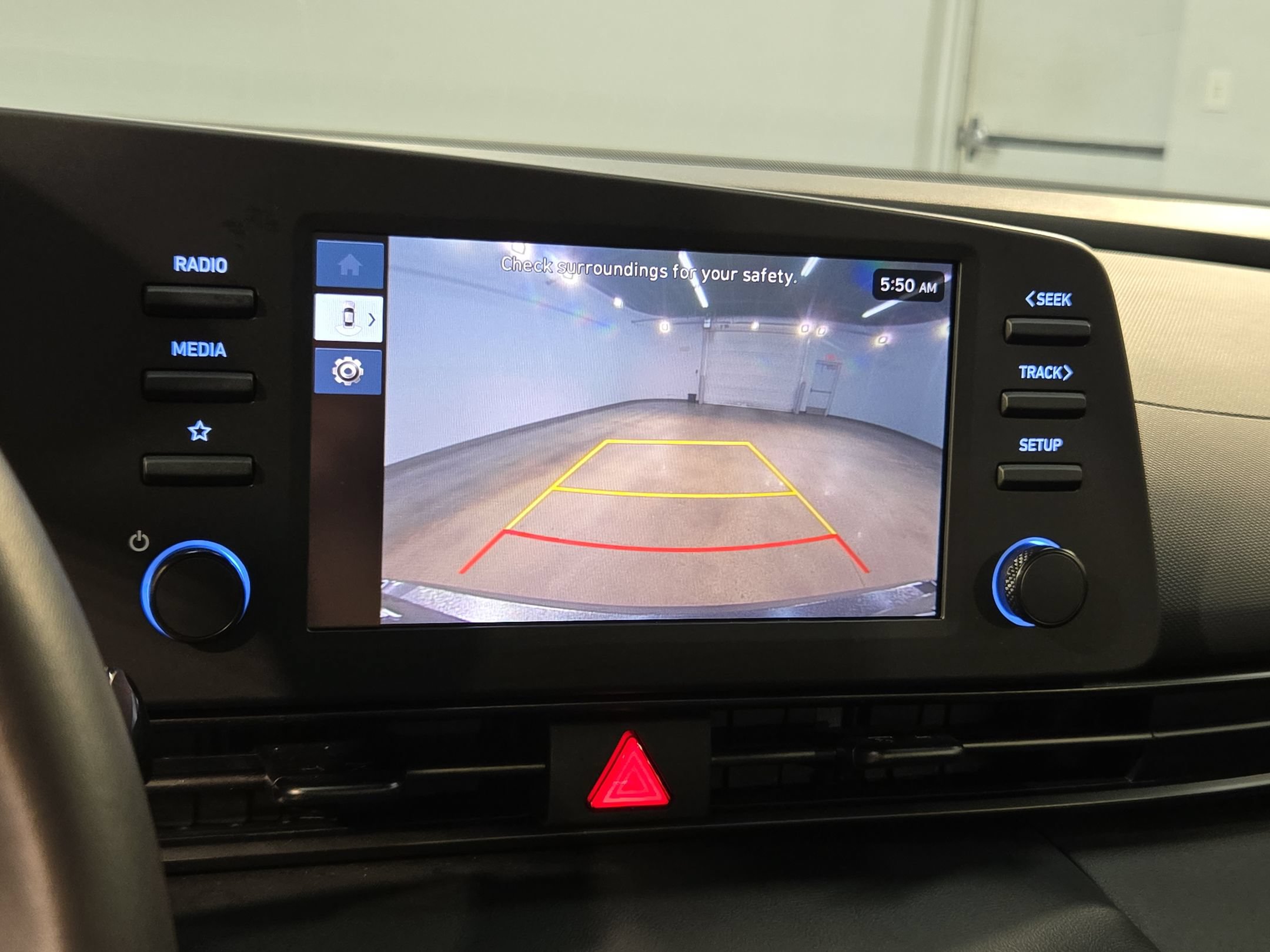 Used 2025 Hyundai Elantra Sport FWD image 30