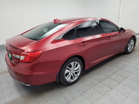 Used 2018 Honda Accord LX image 9