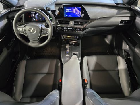 Used 2025 Lexus UX 300h FWD image 29