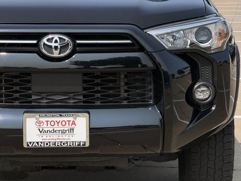 Certified 2023 Toyota 4Runner SR5 RWD image 9