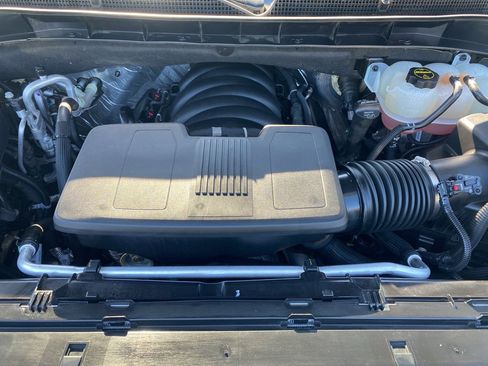 Used 2025 GMC Yukon XL Denali image 28