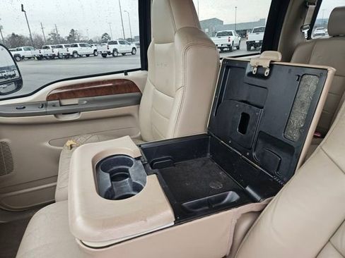 Used 2004 Ford F250 XL image 25