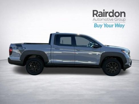 Used 2023 Honda Ridgeline Black Edition image 8