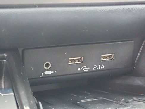 Used 2022 Subaru Legacy Premium image 22