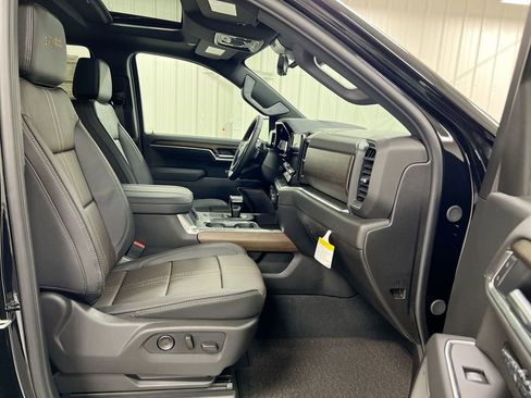 New 2026 Chevrolet Silverado 1500 High Country w/ Technology Package AWD/4WD image 23