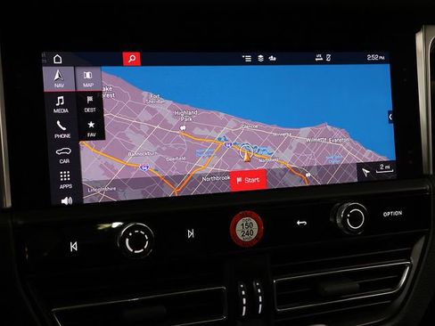 Used 2022 Porsche Macan Base image 20