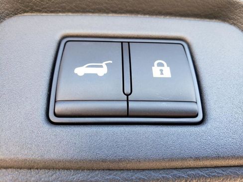 Certified 2025 Nissan Rogue Platinum w/ Platinum Premium Package image 10