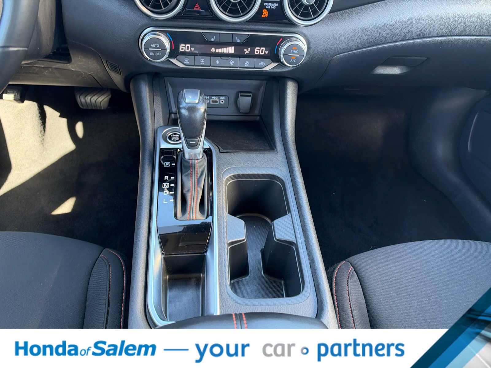 Used 2025 Nissan Sentra SR FWD image 17
