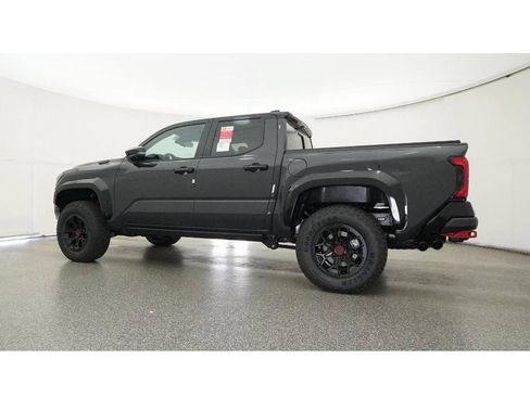 Used 2025 Toyota Tacoma TRD Pro w/ Tow Tech Package AWD/4WD image 26